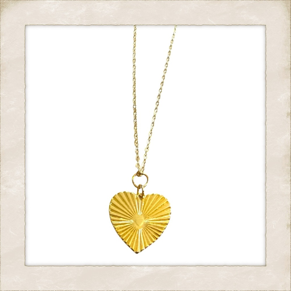 OOAK Gold Heart Dainty Pendant Necklace 24k Gold Plate Heart and Chain, New